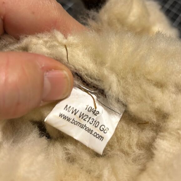 NWT Born Sheep Skin Lace up Boots 10 - Picture 6 of 8